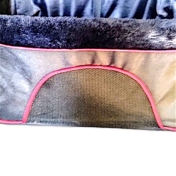 Puppy Carriers - Picture 5 of 13